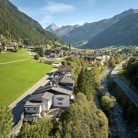 Alt Montafon Hotel Appartements Gaschurn Exterior foto