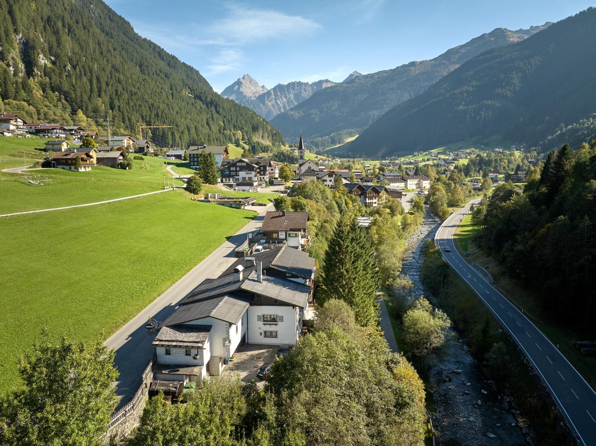 Alt Montafon Hotel Appartements Gaschurn Exterior foto
